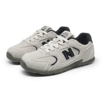 New Balance 230