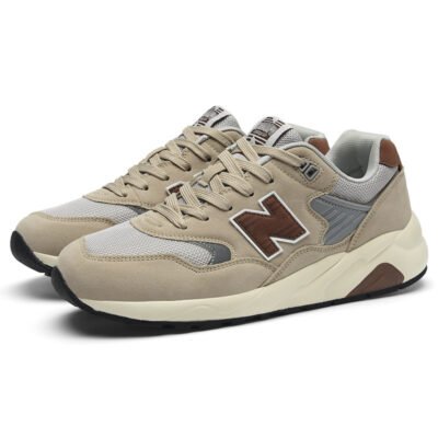 New Balance 580
