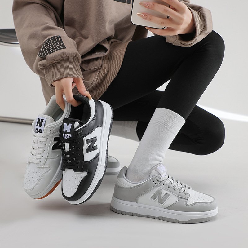 New Balance 727 - Image 9